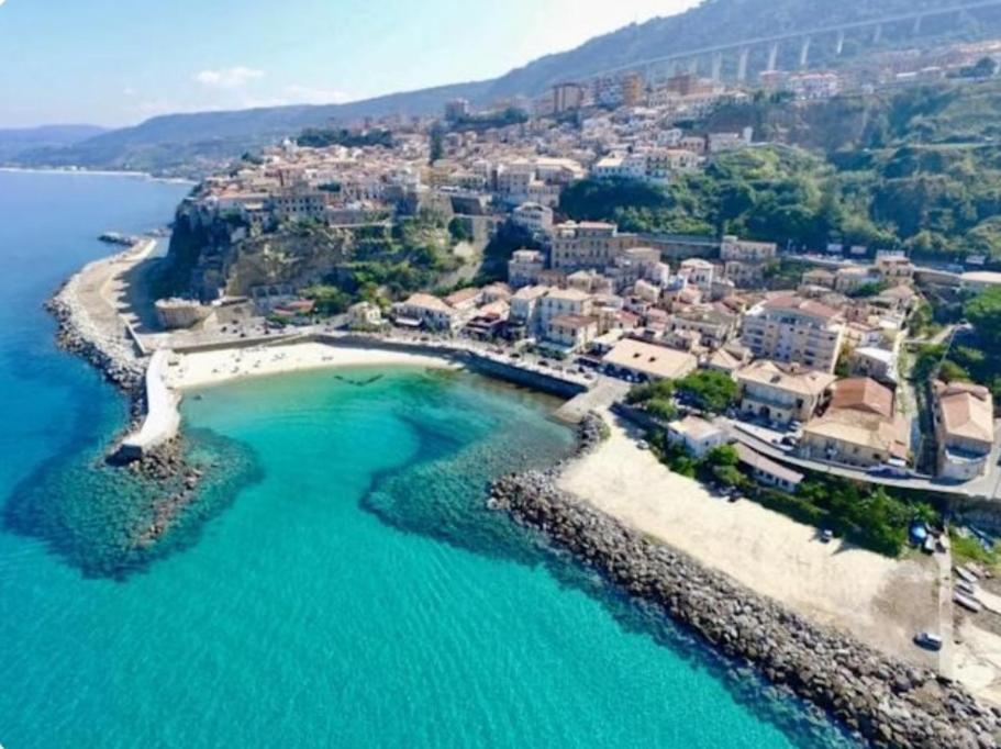 Casa Di Giorgio-Fronte Spiaggia Pizzo  Exterior foto