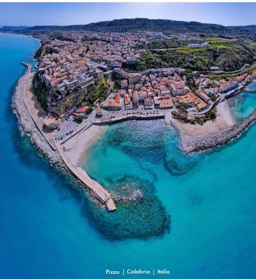 Casa Di Giorgio-Fronte Spiaggia Pizzo  Exterior foto
